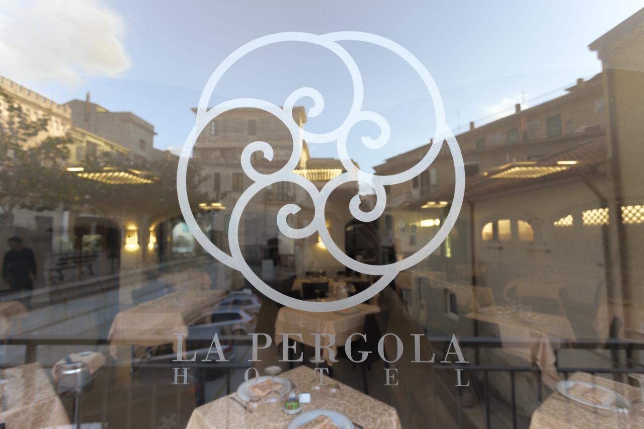 Hotel La Pergola Санта-Марія-ді-Кастеллабате Екстер'єр фото